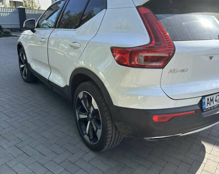 Белый Вольво XC40, объемом двигателя 1.97 л и пробегом 89 тыс. км за 24000 $, фото 11 на Automoto.ua
