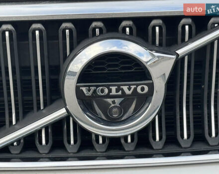 Белый Вольво XC40, объемом двигателя 1.97 л и пробегом 188 тыс. км за 26500 $, фото 25 на Automoto.ua