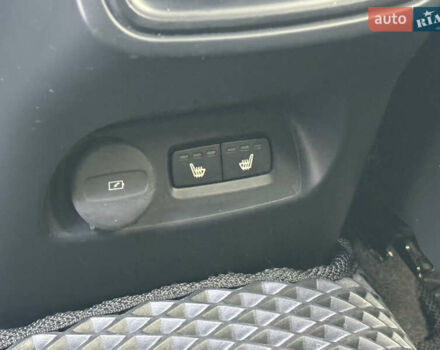 Белый Вольво XC40, объемом двигателя 1.97 л и пробегом 188 тыс. км за 26500 $, фото 38 на Automoto.ua