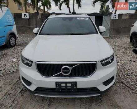 Вольво XC40 2018 в Житомире на Automoto.ua Белый Вольво XC40, объемом двигателя 1.97 л и пробегом 105 тыс. км за 6800 $, фото 4 на Automoto.ua
