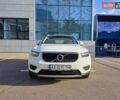 Белый Вольво XC40, объемом двигателя 1.97 л и пробегом 205 тыс. км за 27000 $, фото 6 на Automoto.ua