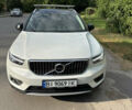 Белый Вольво XC40, объемом двигателя 1.97 л и пробегом 181 тыс. км за 25900 $, фото 1 на Automoto.ua
