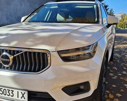 Вольво XC40 2018 в Ровно на Automoto.ua Белый Вольво XC40, объемом двигателя 1.97 л и пробегом 132 тыс. км за 23500 $, фото 5 на Automoto.ua