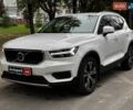 Белый Вольво XC40, объемом двигателя 2 л и пробегом 152 тыс. км за 26490 $, фото 1 на Automoto.ua