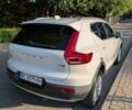 Белый Вольво XC40, объемом двигателя 1.97 л и пробегом 132 тыс. км за 17999 $, фото 3 на Automoto.ua