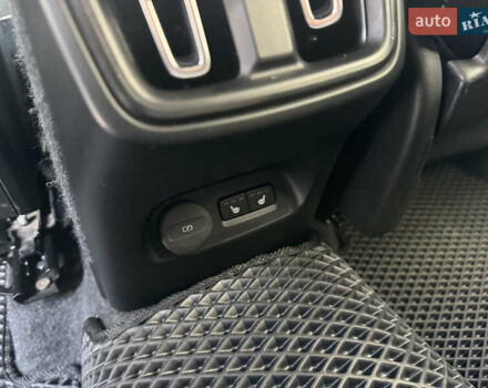 Белый Вольво XC40, объемом двигателя 1.97 л и пробегом 188 тыс. км за 26500 $, фото 39 на Automoto.ua