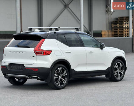 Белый Вольво XC40, объемом двигателя 1.97 л и пробегом 188 тыс. км за 26500 $, фото 13 на Automoto.ua
