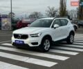 Белый Вольво XC40, объемом двигателя 2 л и пробегом 222 тыс. км за 18000 $, фото 1 на Automoto.ua