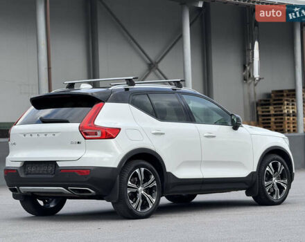 Белый Вольво XC40, объемом двигателя 1.97 л и пробегом 188 тыс. км за 26500 $, фото 12 на Automoto.ua