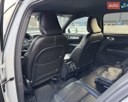 Белый Вольво XC40, объемом двигателя 1.97 л и пробегом 188 тыс. км за 26500 $, фото 41 на Automoto.ua