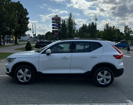 Белый Вольво XC40, объемом двигателя 1.97 л и пробегом 245 тыс. км за 27600 $, фото 9 на Automoto.ua