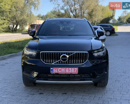 Вольво XC40 2019 в Львове на Automoto.ua Белый Вольво XC40, объемом двигателя 1.97 л и пробегом 73 тыс. км за 22800 $, фото 1 на Automoto.ua