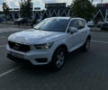 Белый Вольво XC40, объемом двигателя 1.97 л и пробегом 245 тыс. км за 27600 $, фото 3 на Automoto.ua