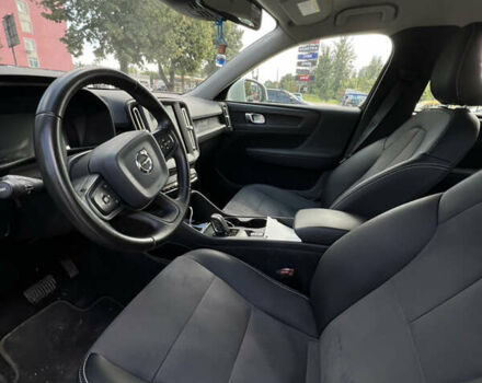Белый Вольво XC40, объемом двигателя 1.97 л и пробегом 245 тыс. км за 27600 $, фото 12 на Automoto.ua