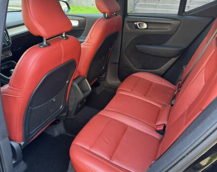 Вольво XC40 2019 в Львове на Automoto.ua Белый Вольво XC40, объемом двигателя 1.97 л и пробегом 73 тыс. км за 22800 $, фото 11 на Automoto.ua