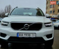 Белый Вольво XC40, объемом двигателя 1.97 л и пробегом 130 тыс. км за 24999 $, фото 2 на Automoto.ua