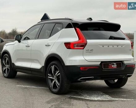 Білий Вольво XC40, об'ємом двигуна 1.97 л та пробігом 78 тис. км за 25800 $, фото 14 на Automoto.ua