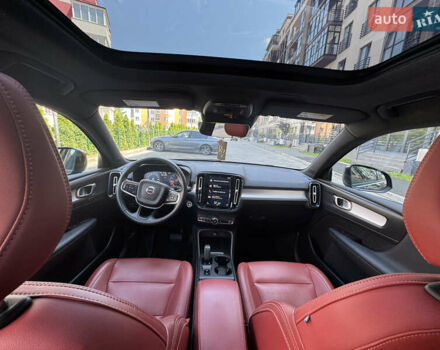 Вольво XC40 2019 в Львове на Automoto.ua Белый Вольво XC40, объемом двигателя 1.97 л и пробегом 73 тыс. км за 22800 $, фото 8 на Automoto.ua