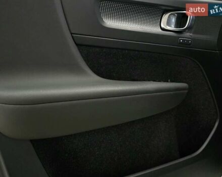 Білий Вольво XC40, об'ємом двигуна 1.97 л та пробігом 70 тис. км за 20999 $, фото 8 на Automoto.ua
