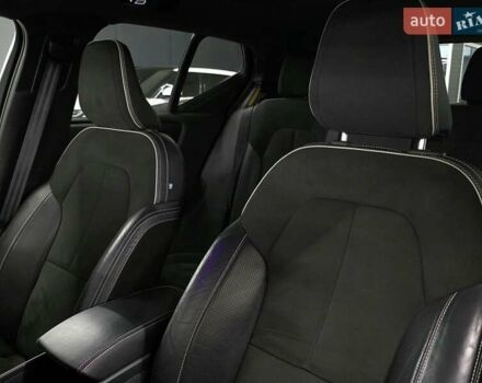 Білий Вольво XC40, об'ємом двигуна 1.97 л та пробігом 70 тис. км за 20999 $, фото 25 на Automoto.ua
