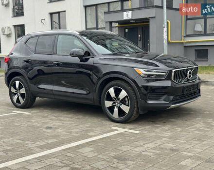 Белый Вольво XC40, объемом двигателя 1.97 л и пробегом 73 тыс. км за 21500 $, фото 6 на Automoto.ua