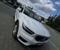 Белый Вольво XC40, объемом двигателя 1.97 л и пробегом 245 тыс. км за 27600 $, фото 1 на Automoto.ua
