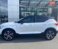 Белый Вольво XC40, объемом двигателя 1.97 л и пробегом 50 тыс. км за 35814 $, фото 2 на Automoto.ua