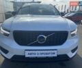 Белый Вольво XC40, объемом двигателя 1.97 л и пробегом 50 тыс. км за 35814 $, фото 1 на Automoto.ua