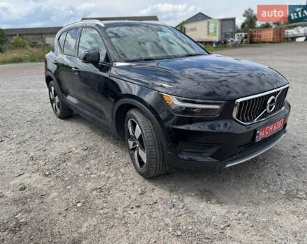 Білий Вольво XC40, об'ємом двигуна 1.97 л та пробігом 73 тис. км за 21000 $, фото 2 на Automoto.ua