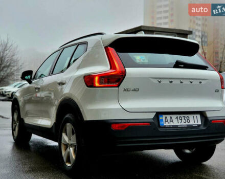 Белый Вольво XC40, объемом двигателя 1.97 л и пробегом 130 тыс. км за 24999 $, фото 6 на Automoto.ua