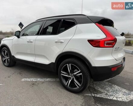 Білий Вольво XC40, об'ємом двигуна 1.97 л та пробігом 78 тис. км за 25800 $, фото 15 на Automoto.ua