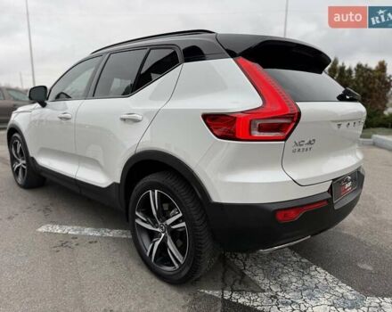Білий Вольво XC40, об'ємом двигуна 1.97 л та пробігом 78 тис. км за 25800 $, фото 9 на Automoto.ua