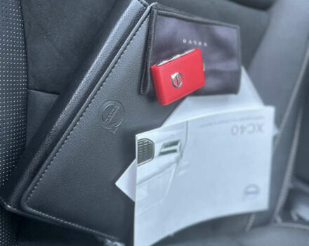 Белый Вольво XC40, объемом двигателя 1.97 л и пробегом 114 тыс. км за 25300 $, фото 38 на Automoto.ua