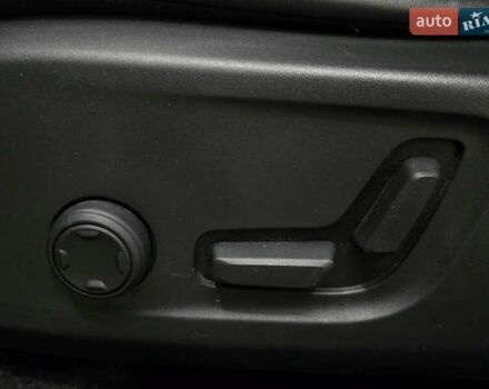 Білий Вольво XC40, об'ємом двигуна 1.97 л та пробігом 70 тис. км за 20999 $, фото 13 на Automoto.ua