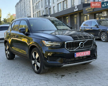 Вольво XC40 2019 в Львове на Automoto.ua Белый Вольво XC40, объемом двигателя 1.97 л и пробегом 73 тыс. км за 22800 $, фото 7 на Automoto.ua