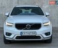 Белый Вольво XC40, объемом двигателя 1.97 л и пробегом 95 тыс. км за 27000 $, фото 4 на Automoto.ua