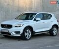 Белый Вольво XC40, объемом двигателя 1.97 л и пробегом 95 тыс. км за 27000 $, фото 1 на Automoto.ua