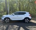 Белый Вольво XC40, объемом двигателя 1.97 л и пробегом 40 тыс. км за 35200 $, фото 1 на Automoto.ua