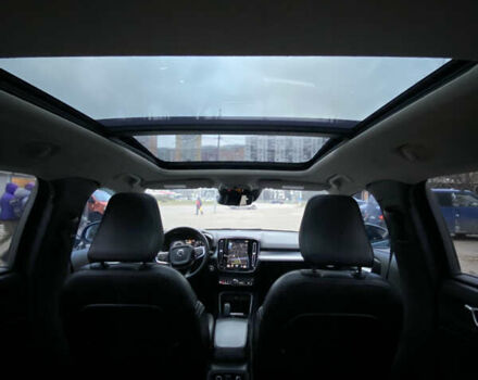 Білий Вольво XC40, об'ємом двигуна 1.97 л та пробігом 33 тис. км за 29000 $, фото 23 на Automoto.ua