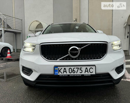 Білий Вольво XC40, об'ємом двигуна 1.48 л та пробігом 63 тис. км за 29999 $, фото 6 на Automoto.ua