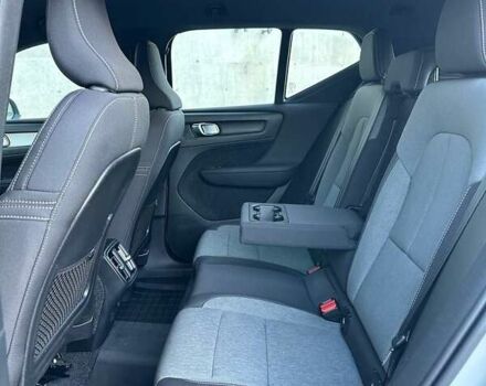Белый Вольво XC40, объемом двигателя 1.97 л и пробегом 95 тыс. км за 27000 $, фото 40 на Automoto.ua