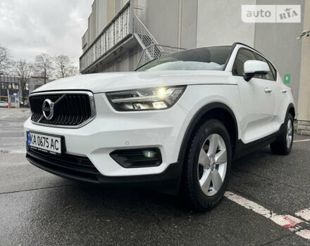 Белый Вольво XC40, объемом двигателя 1.48 л и пробегом 63 тыс. км за 29999 $, фото 8 на Automoto.ua