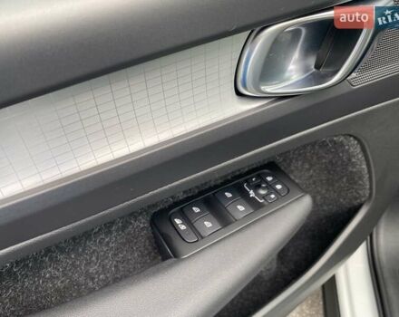Белый Вольво XC40, объемом двигателя 1.48 л и пробегом 83 тыс. км за 30000 $, фото 8 на Automoto.ua