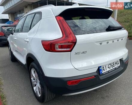 Белый Вольво XC40, объемом двигателя 1.48 л и пробегом 83 тыс. км за 30000 $, фото 7 на Automoto.ua