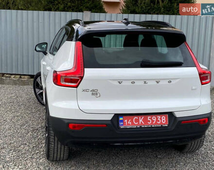 Вольво XC40 2021 в Самборе на Automoto.ua Белый Вольво XC40, объемом двигателя 0 л и пробегом 163 тыс. км за 23999 $, фото 37 на Automoto.ua