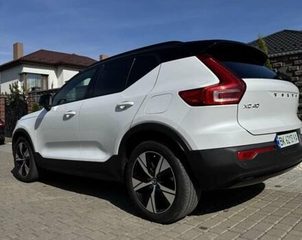 Білий Вольво XC40, об'ємом двигуна 0 л та пробігом 53 тис. км за 24200 $, фото 28 на Automoto.ua