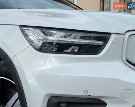 Вольво XC40 2021 в Самборе на Automoto.ua Белый Вольво XC40, объемом двигателя 0 л и пробегом 163 тыс. км за 23999 $, фото 18 на Automoto.ua