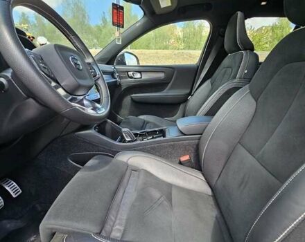 Белый Вольво XC40, объемом двигателя 0 л и пробегом 54 тыс. км за 27000 $, фото 14 на Automoto.ua