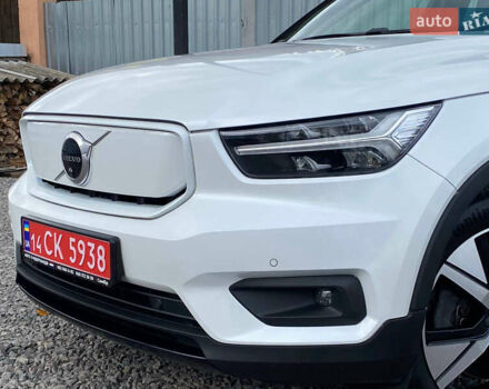 Вольво XC40 2021 в Самборе на Automoto.ua Белый Вольво XC40, объемом двигателя 0 л и пробегом 163 тыс. км за 23999 $, фото 6 на Automoto.ua