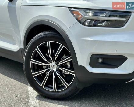 Білий Вольво XC40, об'ємом двигуна 1.97 л та пробігом 36 тис. км за 25999 $, фото 15 на Automoto.ua